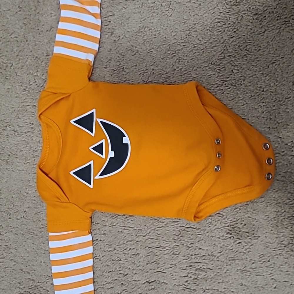 Newborn Halloween long sleeved onesie